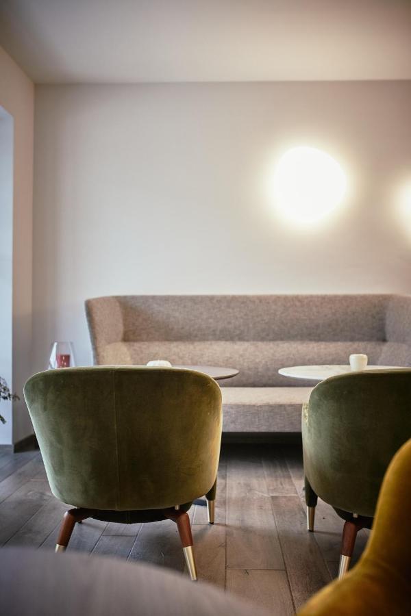 Residenz Velich Hotel Mosonbánfalva Kültér fotó